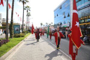 Alanya’da Nevruz yürüyüşü düzenlendi